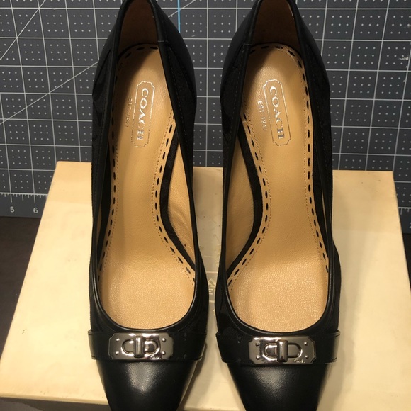 Coach heels - Picture 2 of 10
